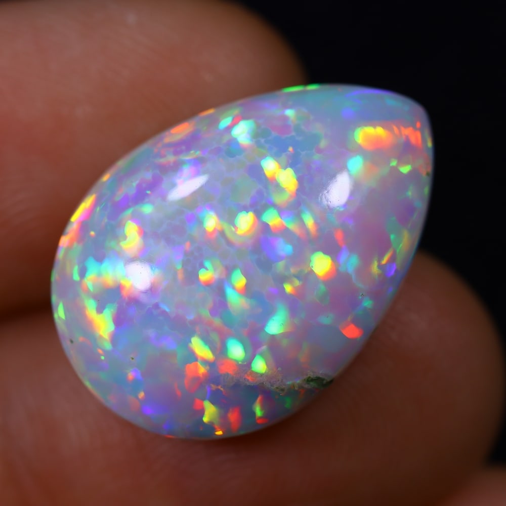 *9.98Ct Welo Opal Polished - Ethiopian Opal: Ksmith Jewels Global Welcome to our auction house, today auction brought to you by Ksmith Jewels Global based in Penang, Malaysia specialize in all kinds of opal and color gemstone both in manufacturi