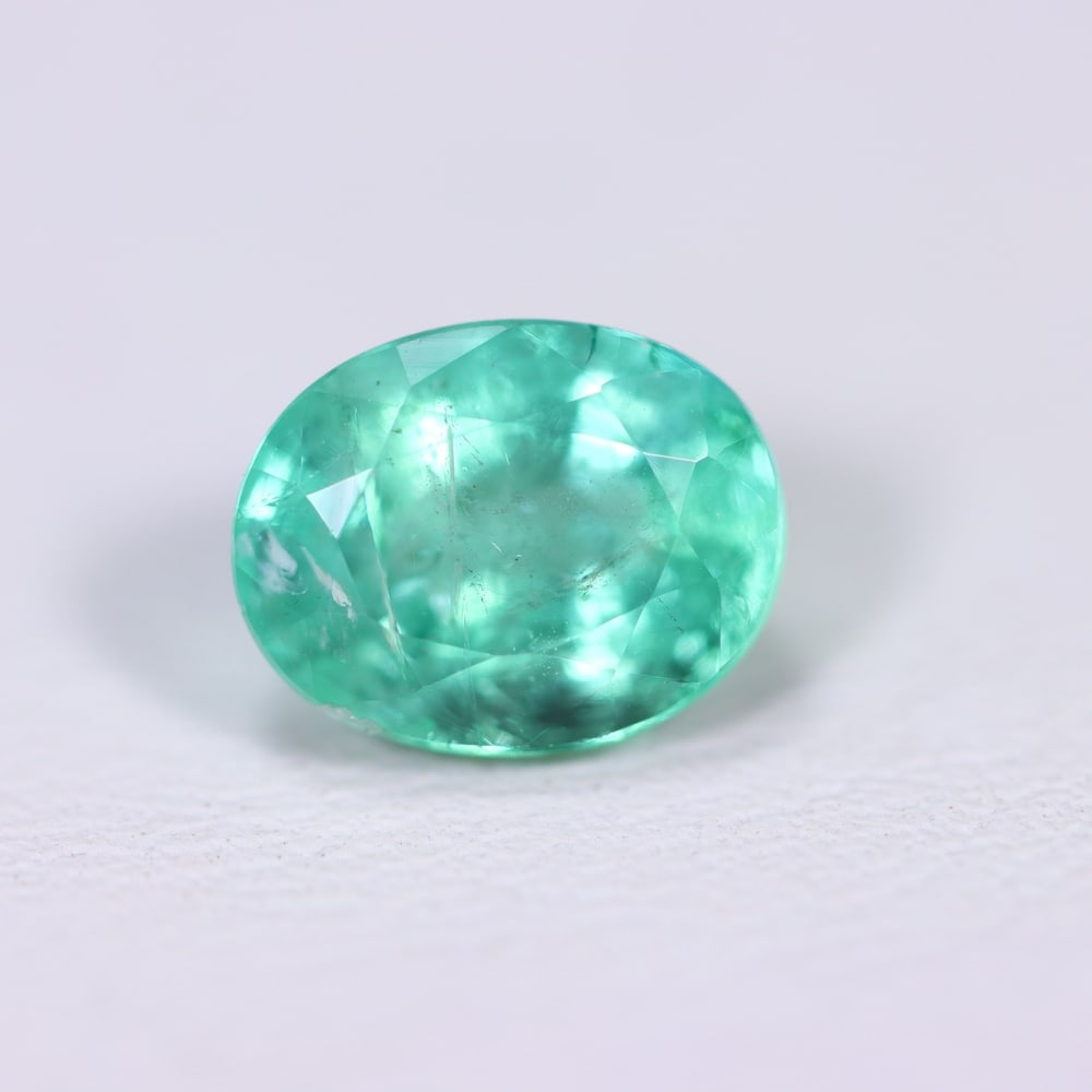 1.78Ct Zambian Emerald - Polished Faceted: Ksmith Jewels Global Welcome to our auction house, today auction brought to you by Ksmith Jewels Global based in Penang, Malaysia specialize in all kinds of opal and color gemstone both in manufacturi