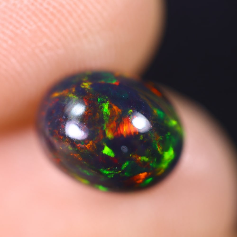 1.86Ct Welo Black Opal Polished - Ethiopian Opal: Ksmith Jewels Global Welcome to our auction house, today auction brought to you by Ksmith Jewels Global based in Penang, Malaysia specialize in all kinds of opal and color gemstone both in manufacturi