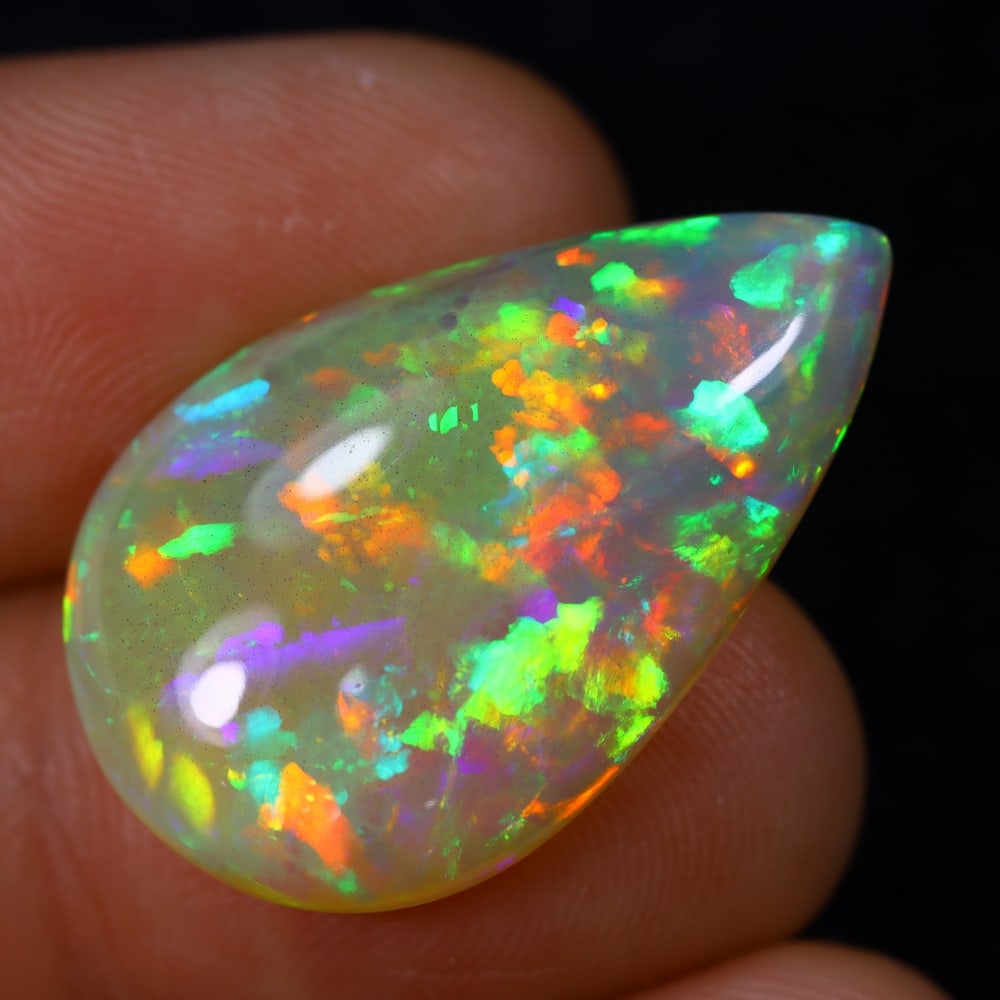 *11.22Ct Welo Opal Polished - Ethiopian Opal: Ksmith Jewels Global Welcome to our auction house, today auction brought to you by Ksmith Jewels Global based in Penang, Malaysia specialize in all kinds of opal and color gemstone both in manufacturi