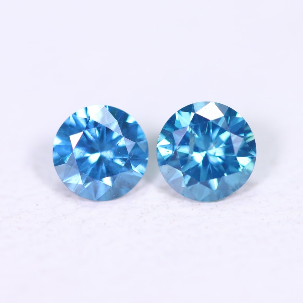 0.23Ct Peacock Blue Diamond Set - Polished Faceted: Ksmith Jewels Global Welcome to our auction house, today auction brought to you by Ksmith Jewels Global based in Penang, Malaysia specialize in all kinds of opal and color gemstone both in manufacturi