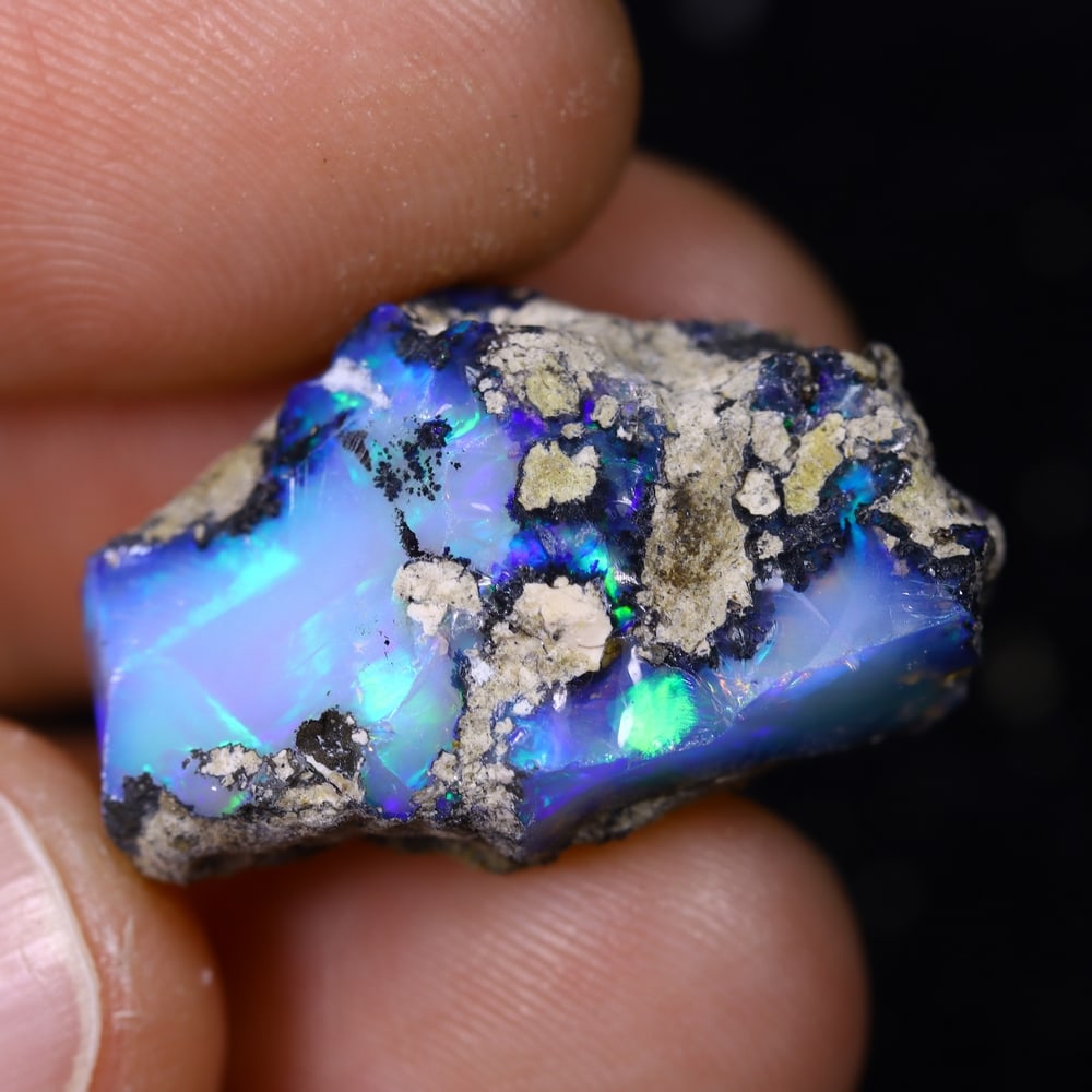 15.1Ct Rough Opal Specimen - Ethiopian Opal - Mineral Rough: Ksmith Jewels Global Welcome to our auction house, today auction brought to you by Ksmith Jewels Global based in Penang, Malaysia specialize in all kinds of opal and color gemstone both in manufacturi