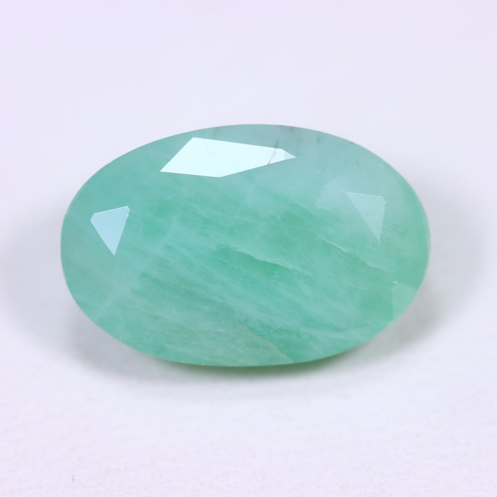 6.04Ct Brazilian Sakota Emerald - Natural Emerald: Ksmith Jewels Global Welcome to our auction house, today auction brought to you by Ksmith Jewels Global based in Penang, Malaysia specialize in all kinds of opal and color gemstone both in manufacturi