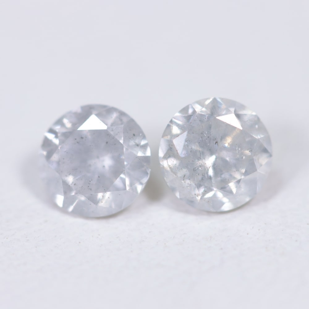 0.92Ct White Diamond Pair - Polished Faceted: Ksmith Jewels Global Welcome to our auction house, today auction brought to you by Ksmith Jewels Global based in Penang, Malaysia specialize in all kinds of opal and color gemstone both in manufacturi
