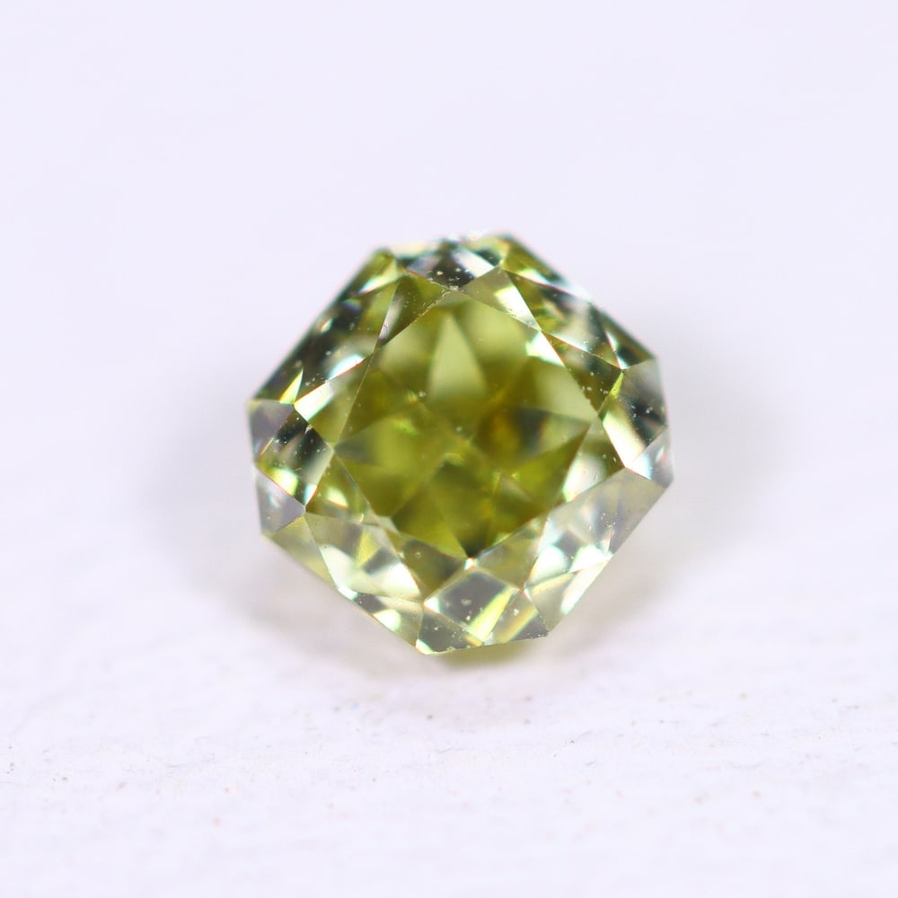 0.24Ct Fancy Diamond - Polished Faceted: Ksmith Jewels Global Welcome to our auction house, today auction brought to you by Ksmith Jewels Global based in Penang, Malaysia specialize in all kinds of opal and color gemstone both in manufacturi