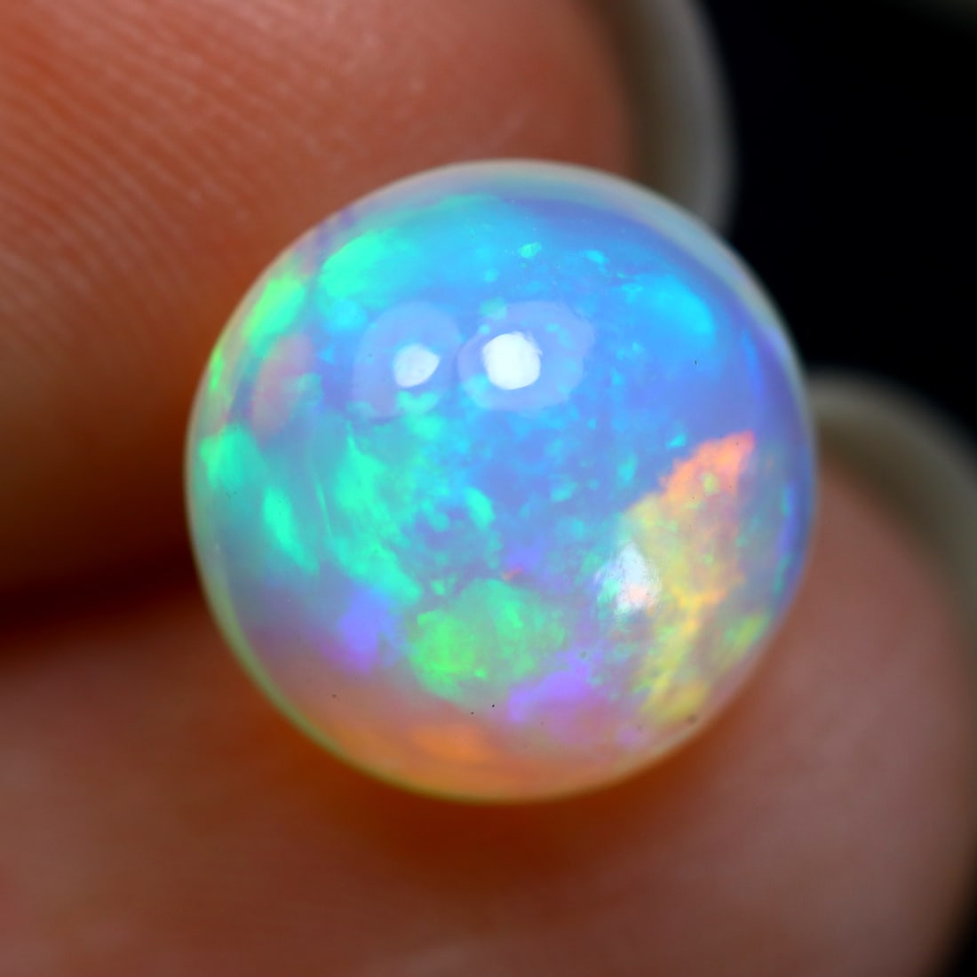 2.46Ct Natural Flashy Rainbow Ethiopian Welo Opal: Ksmith Jewels Global Welcome to our auction house, today auction brought to you by Ksmith Jewels Global based in Penang, Malaysia specialize in all kinds of opal and color gemstone both in manufacturi