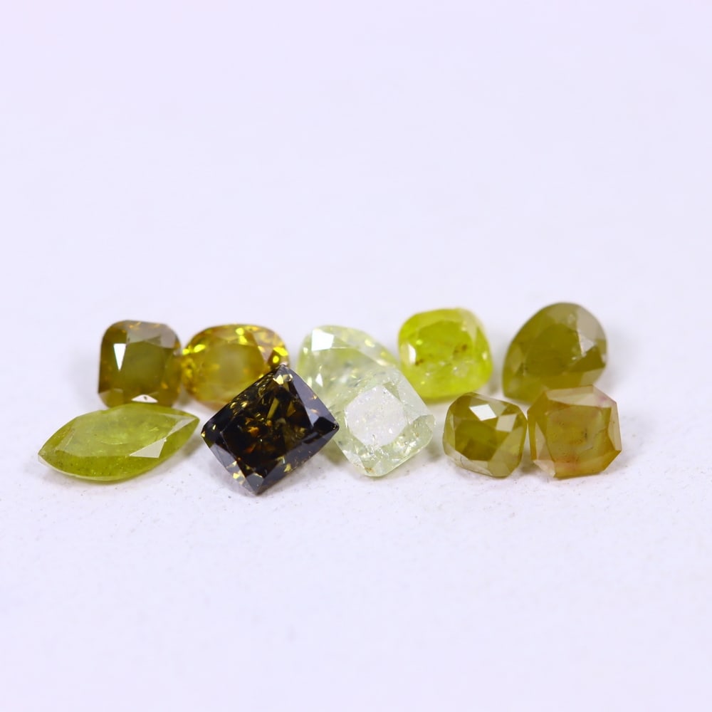 1.02ct 10pcs Unheated Fancy Diamond Lot - Natural Diamond, Loose Diamond: Ksmith Jewels Global Welcome to our auction house, today auction brought to you by Ksmith Jewels Global based in Penang, Malaysia specialize in all kinds of opal, diamond and color gemstone both in ma