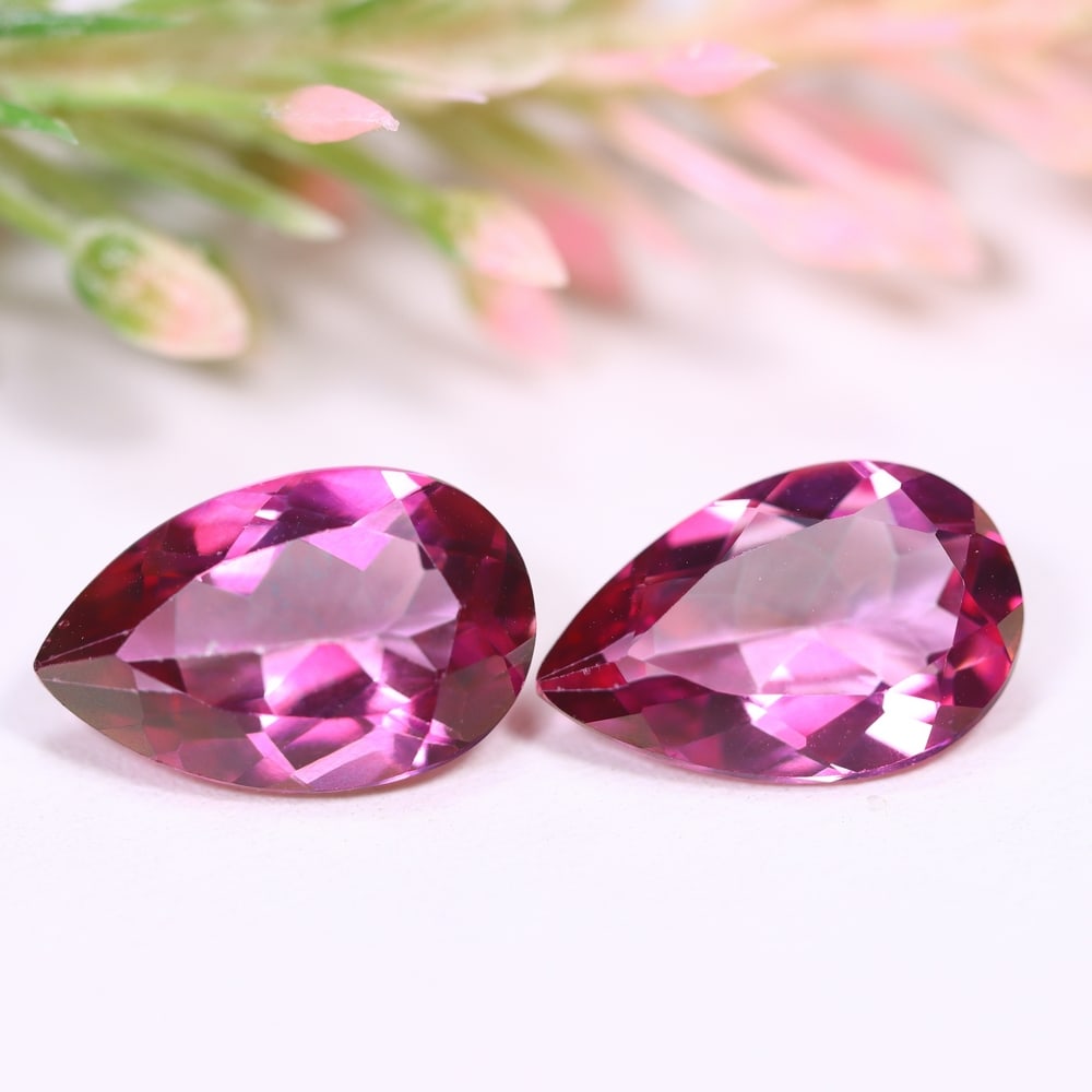 9.71Ct Pink Topaz Pair - Polished Faceted: Ksmith Jewels Global Welcome to our auction house, today auction brought to you by Ksmith Jewels Global based in Penang, Malaysia specialize in all kinds of opal and color gemstone both in manufacturi