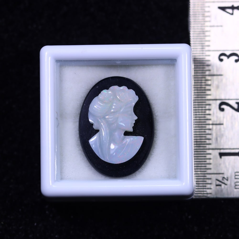 Natural Lightning Ridge Opal Carving on Black Onyx: Ksmith Jewels Global Welcome to our auction house, today auction brought to you by Ksmith Jewels Global based in Penang, Malaysia specialize in all kinds of opal and color gemstone both in manufacturi
