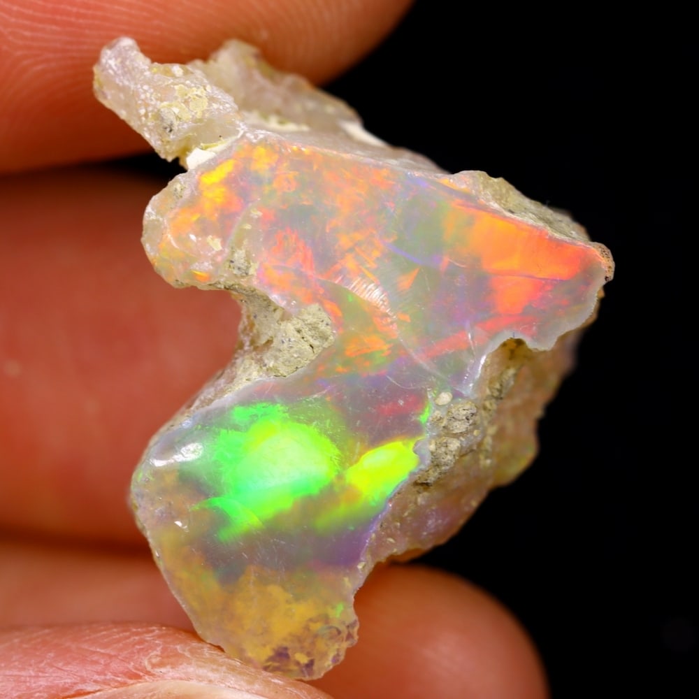18Ct Rough Opal Specimen - Ethiopian Opal - Mineral Rough: Ksmith Jewels Global Welcome to our auction house, today auction brought to you by Ksmith Jewels Global based in Penang, Malaysia specialize in all kinds of opal and color gemstone both in manufacturi