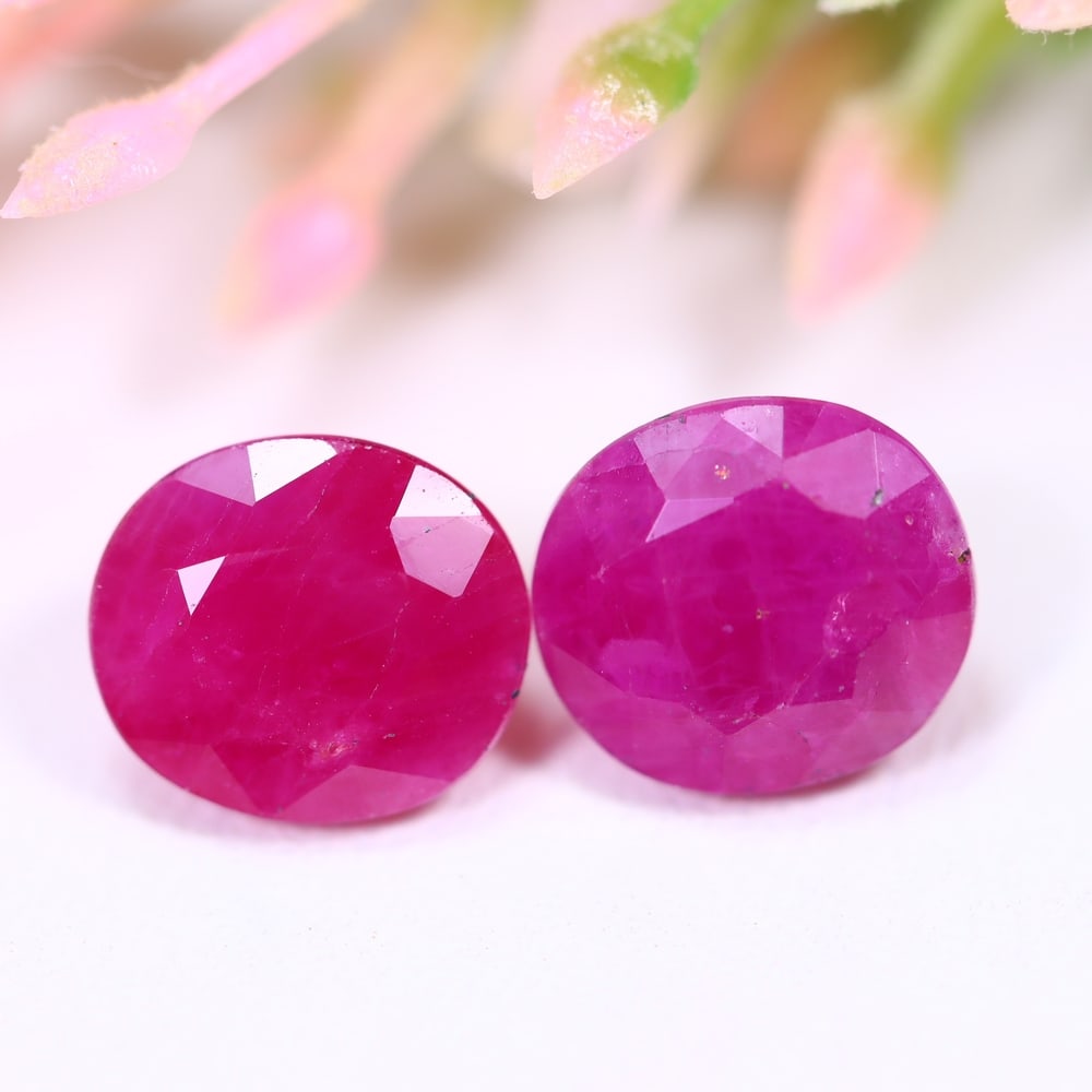5.61Ct Ruby Pair - Polished Faceted - Oval Faceted: Ksmith Jewels Global Welcome to our auction house, today auction brought to you by Ksmith Jewels Global based in Penang, Malaysia specialize in all kinds of opal and color gemstone both in manufacturi