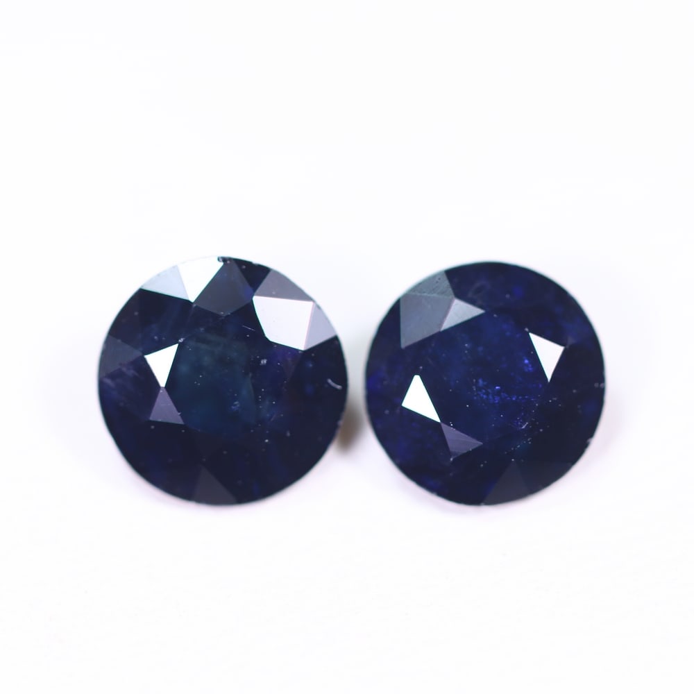 2.38Ct Blue Sapphire Set - Polished Faceted: Ksmith Jewels Global Welcome to our auction house, today auction brought to you by Ksmith Jewels Global based in Penang, Malaysia specialize in all kinds of opal and color gemstone both in manufacturi