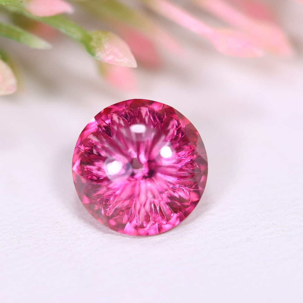 4.85Ct Special Cut Pink Topaz - Polished Faceted: Ksmith Jewels Global Welcome to our auction house, today auction brought to you by Ksmith Jewels Global based in Penang, Malaysia specialize in all kinds of opal and color gemstone both in manufacturi