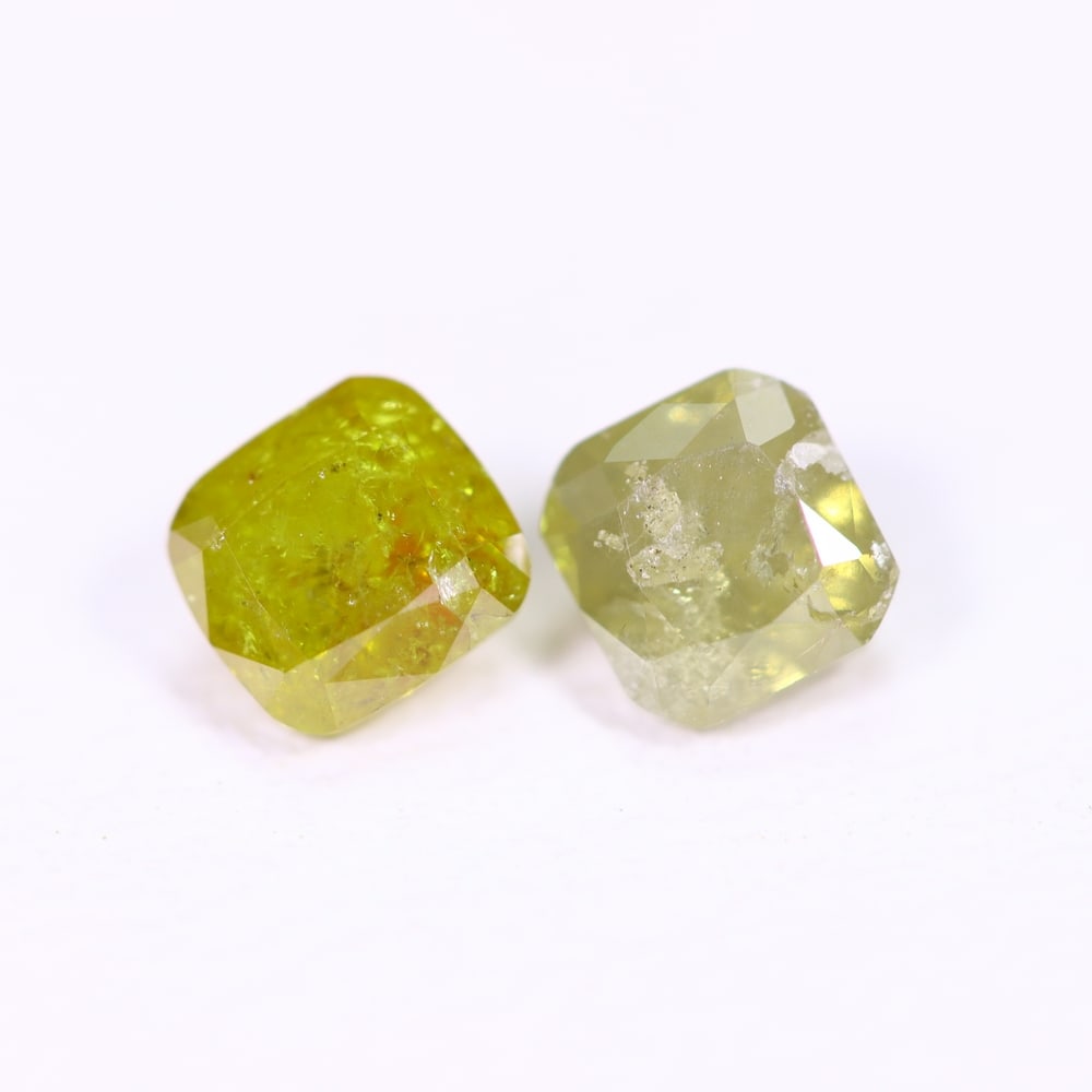 0.90Ct Fancy Diamond Set - Polished Faceted: Ksmith Jewels Global Welcome to our auction house, today auction brought to you by Ksmith Jewels Global based in Penang, Malaysia specialize in all kinds of opal and color gemstone both in manufacturi