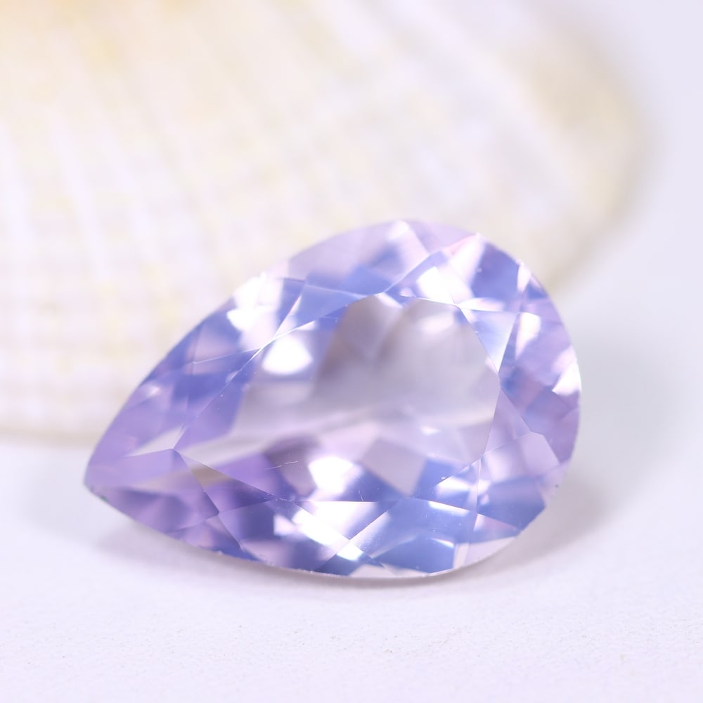 8.98Ct Lavender Amethyst - Polished Faceted: Ksmith Jewels Global Welcome to our auction house, today auction brought to you by Ksmith Jewels Global based in Penang, Malaysia specialize in all kinds of opal and color gemstone both in manufacturi