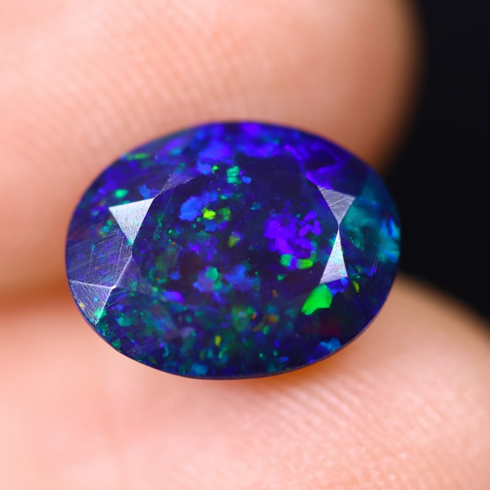 1.54Ct Welo Black Opal Polished - Ethiopian Opal: Ksmith Jewels Global Welcome to our auction house, today auction brought to you by Ksmith Jewels Global based in Penang, Malaysia specialize in all kinds of opal and color gemstone both in manufacturi