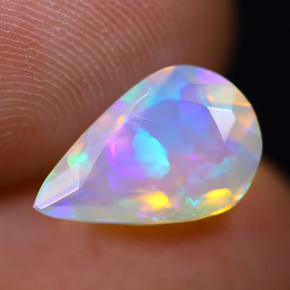 1.95Ct Welo Opal Faceted Polished - Ethiopian Opal: Ksmith Jewels Global Welcome to our auction house, today auction brought to you by Ksmith Jewels Global based in Penang, Malaysia specialize in all kinds of opal and color gemstone both in manufacturi