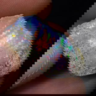 *9.9Ct Rough Opal Specimen - Ethiopian Opal - Mineral Rough: Ksmith Jewels Global Welcome to our auction house, today auction brought to you by Ksmith Jewels Global based in Penang, Malaysia specialize in all kinds of opal and color gemstone both in manufacturi