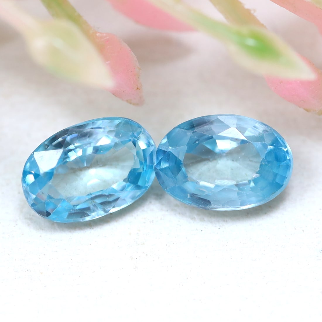 1.42Ct Natural Cambodia Blue Zircon Gemstone Pair: Ksmith Jewels Global Welcome to our auction house, today auction brought to you by Ksmith Jewels Global based in Penang, Malaysia specialize in all kinds of opal and color gemstone both in manufacturi