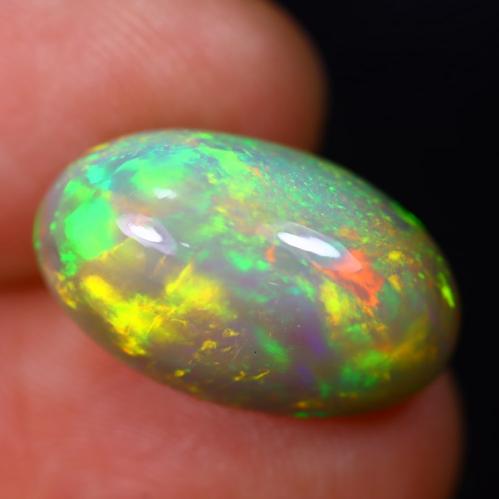 *8.28Ct Welo Opal Polished - Ethiopian Opal - Oval Cabochon: Ksmith Jewels Global Welcome to our auction house, today auction brought to you by Ksmith Jewels Global based in Penang, Malaysia specialize in all kinds of opal and color gemstone both in manufacturi