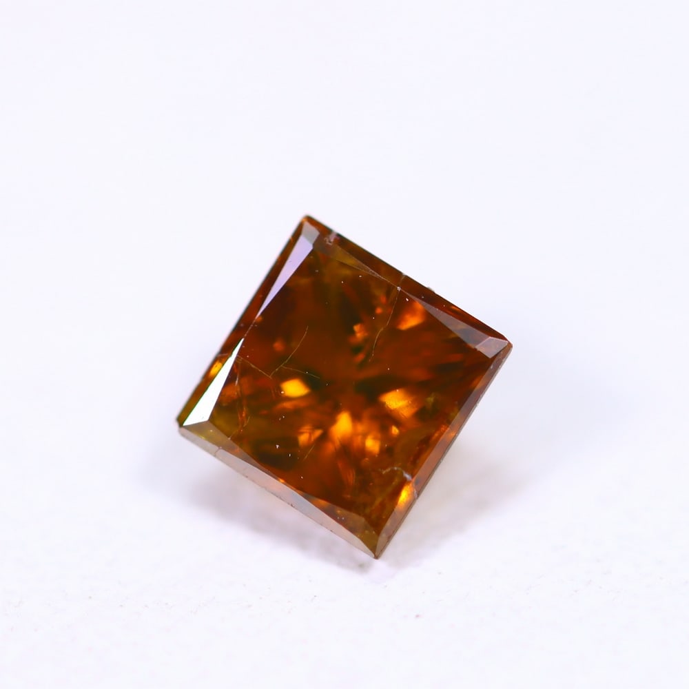 0.42ct Champagne Red Princess Cut Diamond 4.1x3.9mm - Natural Diamond, Loose Diamond: Ksmith Jewels Global Welcome to our auction house, today auction brought to you by Ksmith Jewels Global based in Penang, Malaysia specialize in all kinds of opal, diamond and color gemstone both in ma