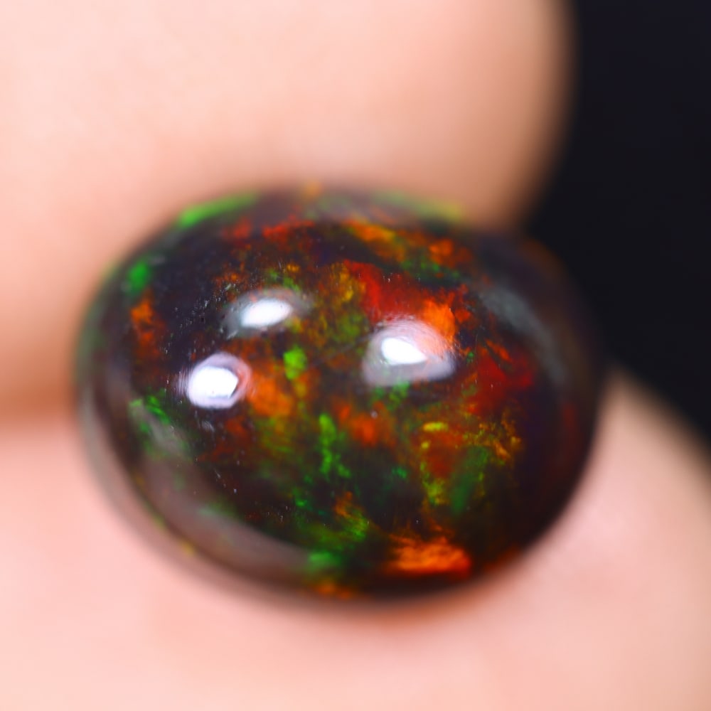 *2.71Ct Welo Black Opal Polished - Ethiopian Opal: Ksmith Jewels Global Welcome to our auction house, today auction brought to you by Ksmith Jewels Global based in Penang, Malaysia specialize in all kinds of opal and color gemstone both in manufacturi