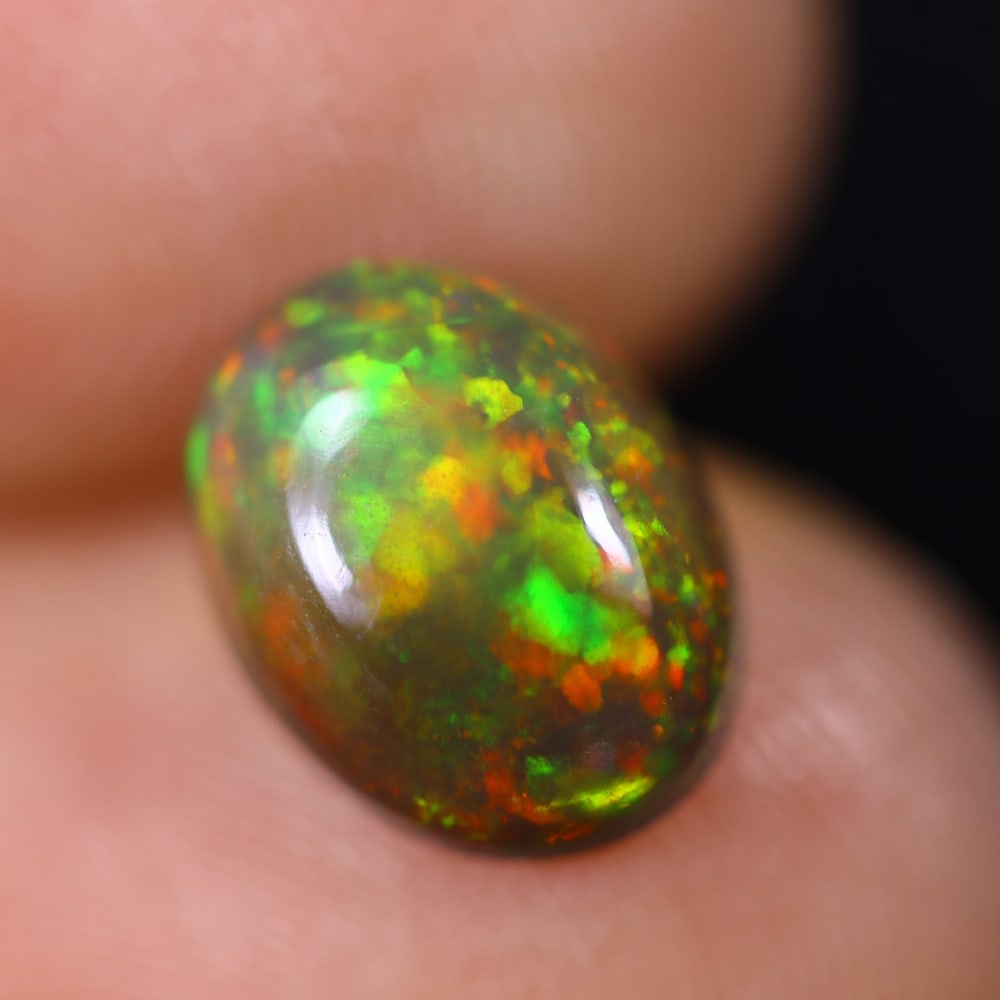 1.61Ct Welo Black Opal Polished - Ethiopian Opal: Ksmith Jewels Global Welcome to our auction house, today auction brought to you by Ksmith Jewels Global based in Penang, Malaysia specialize in all kinds of opal and color gemstone both in manufacturi