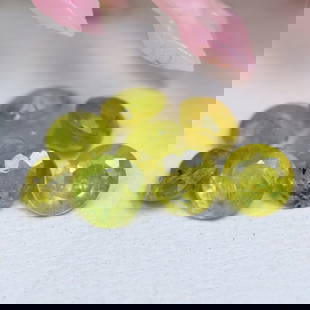 Sphene 1.30Ct Natural Round Cut Unheated Yellowish Green Sphene Lot: Ksmith Jewels Global Welcome to our auction house, today auction brought to you by Ksmith Jewels Global based in Penang, Malaysia specialize in all kinds of opal and color gemstone both in manufacturi