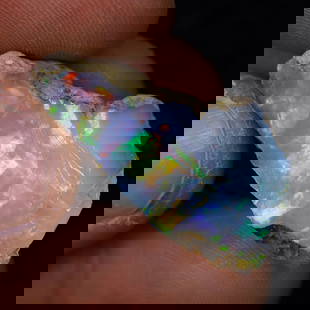 11.8Ct Rough Opal Specimen - Ethiopian Opal - Mineral Rough: Ksmith Jewels Global Welcome to our auction house, today auction brought to you by Ksmith Jewels Global based in Penang, Malaysia specialize in all kinds of opal and color gemstone both in manufacturi