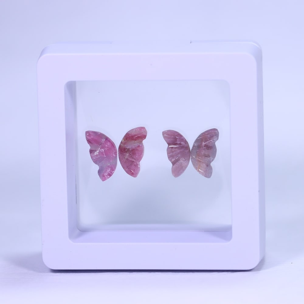 2 Pairs of Natural Tourmaline Butterfly Carving, Size 12x12mm (approx): Ksmith Jewels Global Welcome to our auction house, today auction brought to you by Ksmith Jewels Global based in Penang, Malaysia specialize in all kinds of opal and color gemstone both in manufacturi