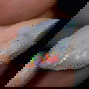 *18.9Ct Rough Opal Specimen - Ethiopian Opal - Mineral Rough: Ksmith Jewels Global Welcome to our auction house, today auction brought to you by Ksmith Jewels Global based in Penang, Malaysia specialize in all kinds of opal and color gemstone both in manufacturi