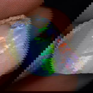 15.7Ct Rough Opal Specimen - Ethiopian Opal - Mineral Rough: Ksmith Jewels Global Welcome to our auction house, today auction brought to you by Ksmith Jewels Global based in Penang, Malaysia specialize in all kinds of opal and color gemstone both in manufacturi