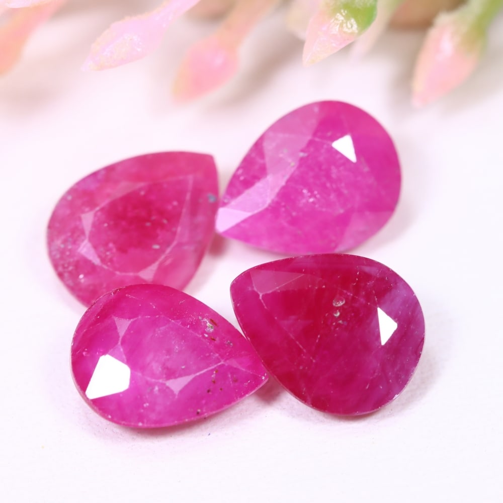 7.98Ct Red Ruby Set - Polished Faceted (1 of 2)