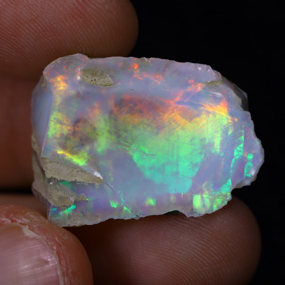 15.6Ct Rough Opal Specimen - Ethiopian Opal - Mineral Rough: Ksmith Jewels Global Welcome to our auction house, today auction brought to you by Ksmith Jewels Global based in Penang, Malaysia specialize in all kinds of opal and color gemstone both in manufacturi