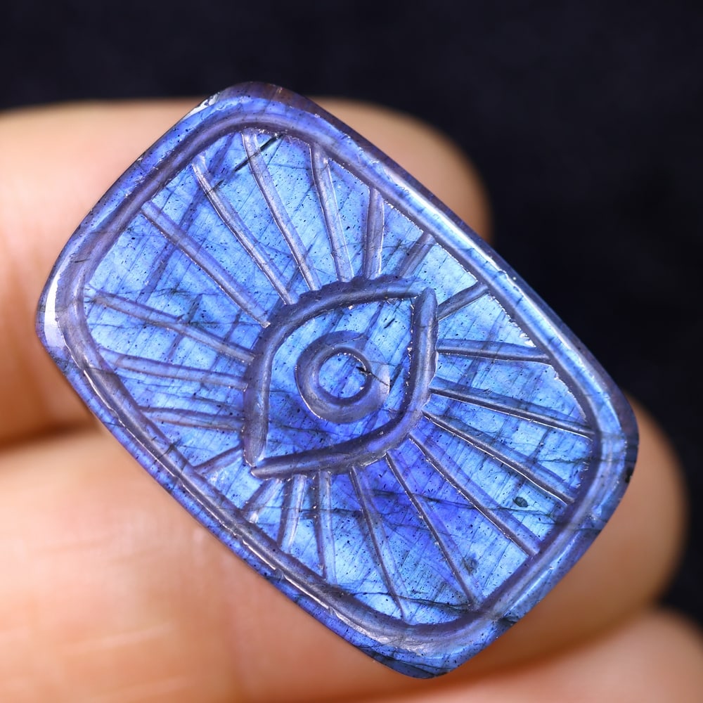 35.47cts Labradorite Evil Eye - Carving (1 of 3)