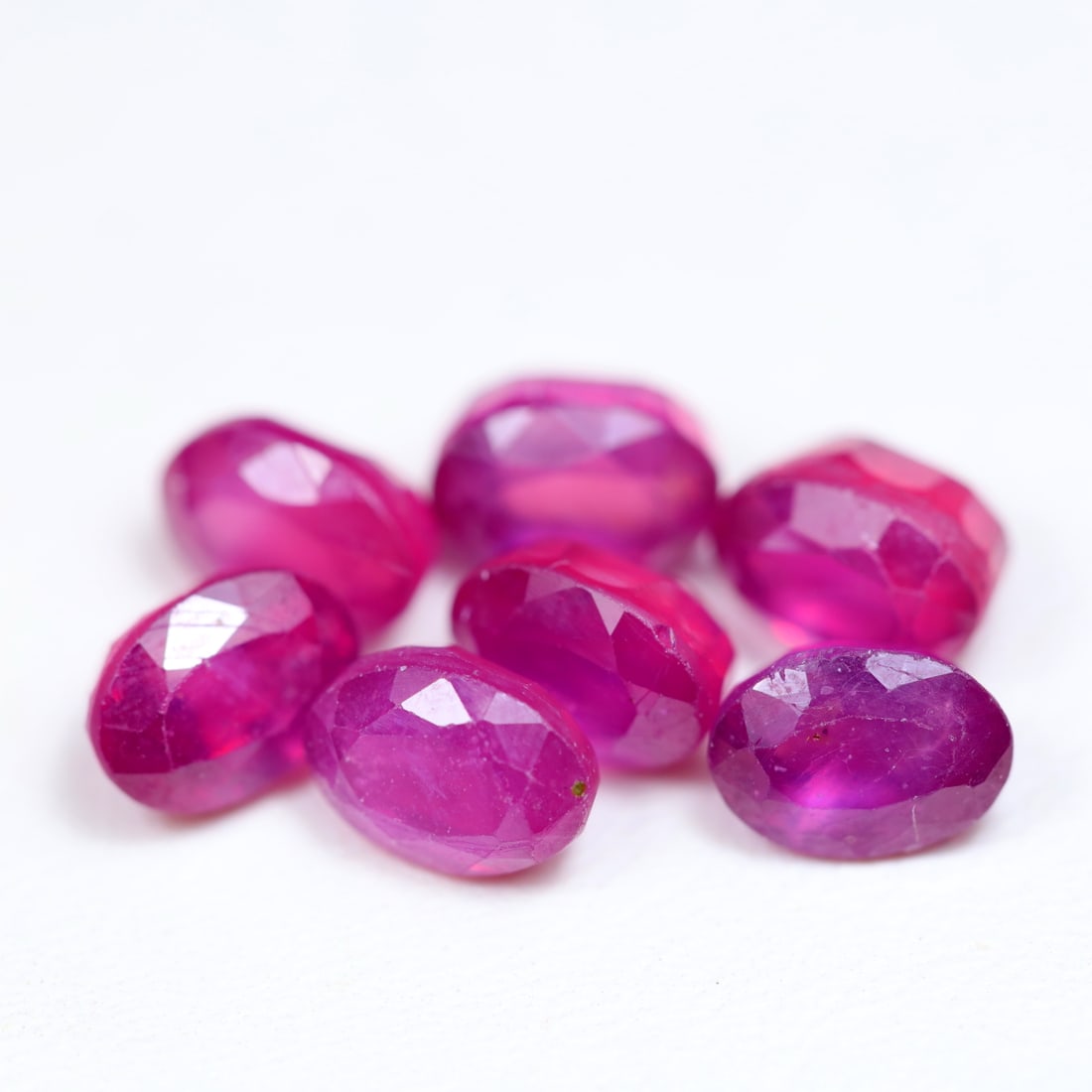 Pink Sapphire 12.62Ct Natural Thailand Pink Sapphire Lots OT6892: Ksmith Jewels Global Welcome to our auction house, today auction brought to you by Ksmith Jewels Global based in Penang, Malaysia specialize in all kinds of opal and color gemstone both in manufacturi