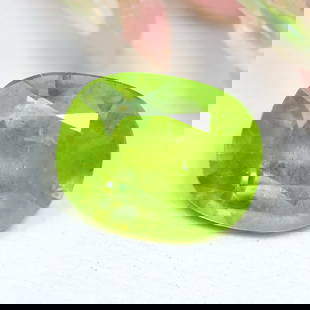 Sphene 1.67Ct Natural Oval Cut Unheated Yellowish Green Sphene: Ksmith Jewels Global Welcome to our auction house, today auction brought to you by Ksmith Jewels Global based in Penang, Malaysia specialize in all kinds of opal and color gemstone both in manufacturi