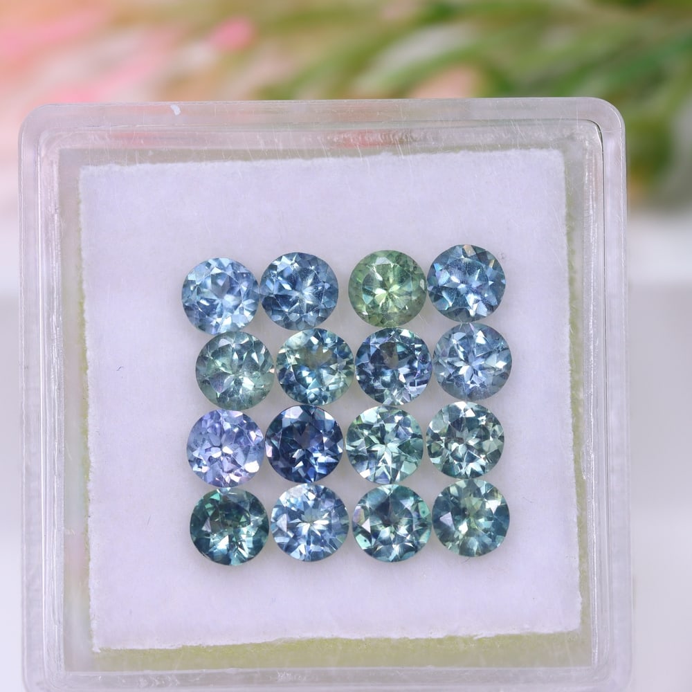 *3.36Ct 16pcs Australian Blue Sapphire Calibrated 3.6mm Set - Polished Faceted: Ksmith Jewels Global Welcome to our auction house, today auction brought to you by Ksmith Jewels Global based in Penang, Malaysia specialize in all kinds of opal and color gemstone both in manufacturi
