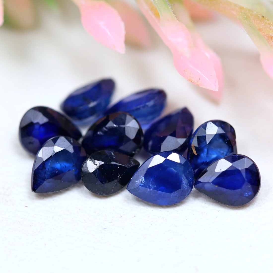 Blue Sapphire 4.03Ct Pear Cut Natural Deep Color Sapphire LOT: Ksmith Jewels Global Welcome to our auction house, today auction brought to you by Ksmith Jewels Global based in Penang, Malaysia specialize in all kinds of opal and color gemstone both in manufacturi