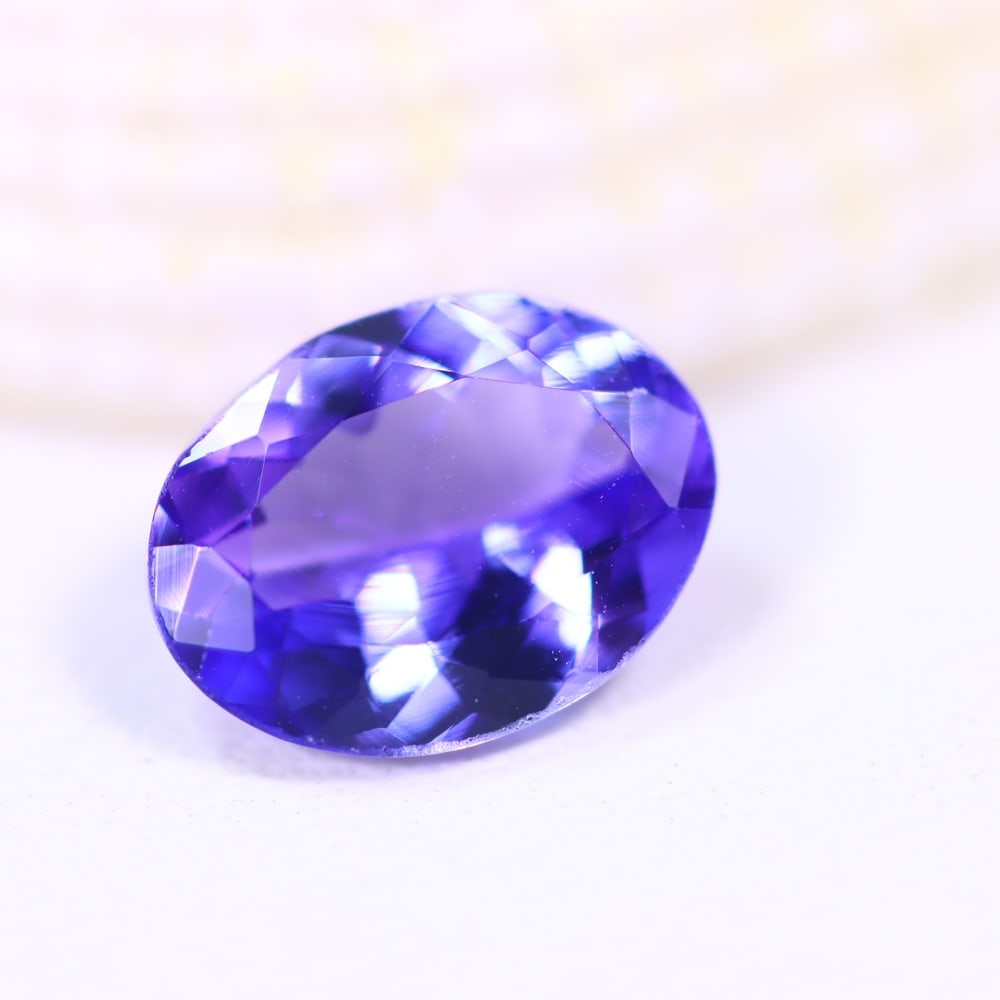 1.53Ct Tanzanite - Polished Faceted - Oval Faceted: Ksmith Jewels Global Welcome to our auction house, today auction brought to you by Ksmith Jewels Global based in Penang, Malaysia specialize in all kinds of opal and color gemstone both in manufacturi