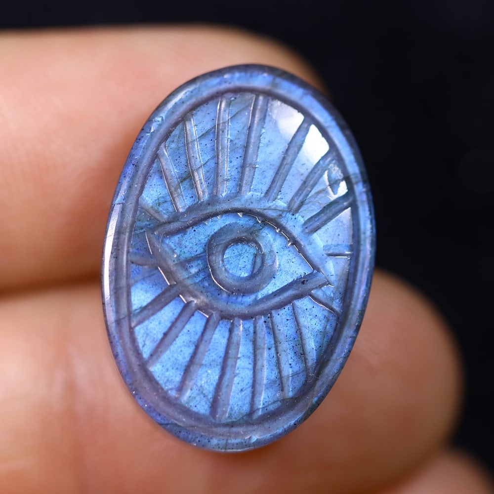 19.41cts Labradorite Evil Eye - Carving (1 of 3)