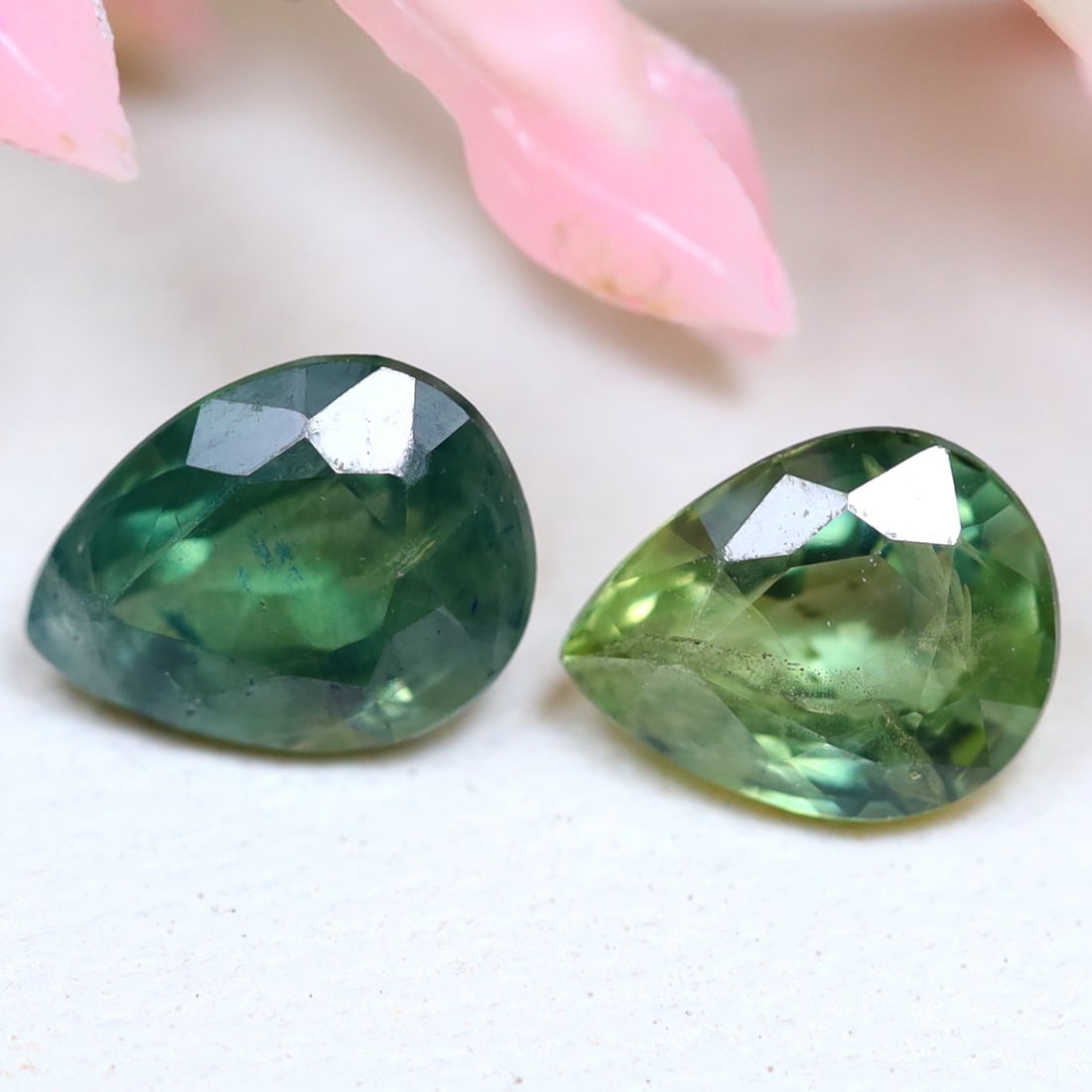 1.20Ct Natural Yellow Bi-Color&Greenish Blue Australia Sapphire: Ksmith Jewels Global Welcome to our auction house, today auction brought to you by Ksmith Jewels Global based in Penang, Malaysia specialize in all kinds of opal and color gemstone both in manufacturi