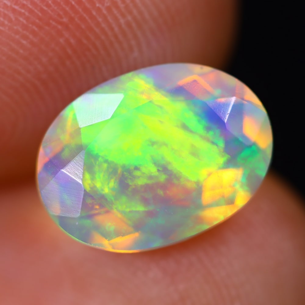 2.04Ct Welo Opal Polished - Ethiopian Opal - Oval Faceted: Ksmith Jewels Global Welcome to our auction house, today auction brought to you by Ksmith Jewels Global based in Penang, Malaysia specialize in all kinds of opal and color gemstone both in manufacturi