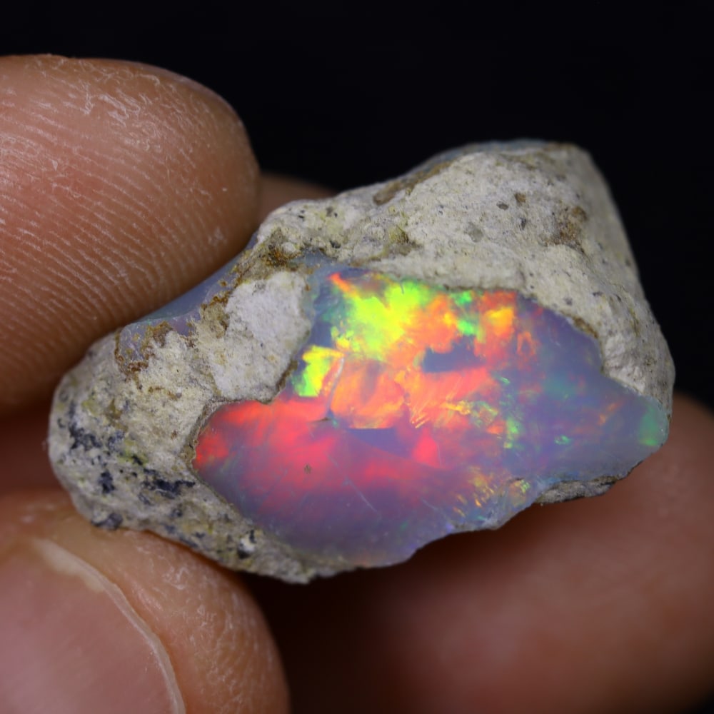 16Ct Rough Opal Specimen - Ethiopian Opal - Mineral Rough: Ksmith Jewels Global Welcome to our auction house, today auction brought to you by Ksmith Jewels Global based in Penang, Malaysia specialize in all kinds of opal and color gemstone both in manufacturi