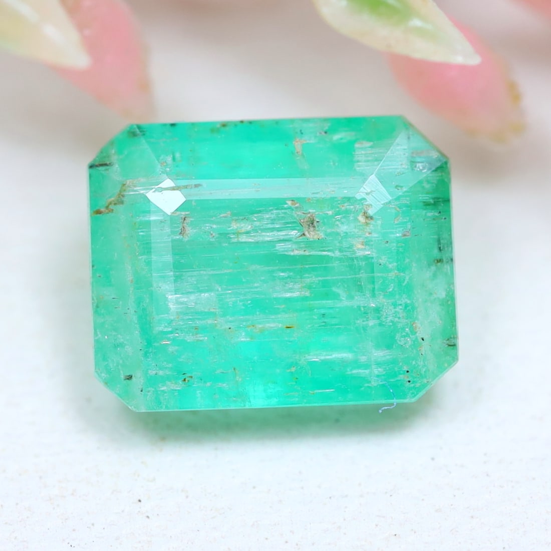 Emerald 1.50Ct Natural Afghanistan Green Emerald Gemstone (1 of 2)