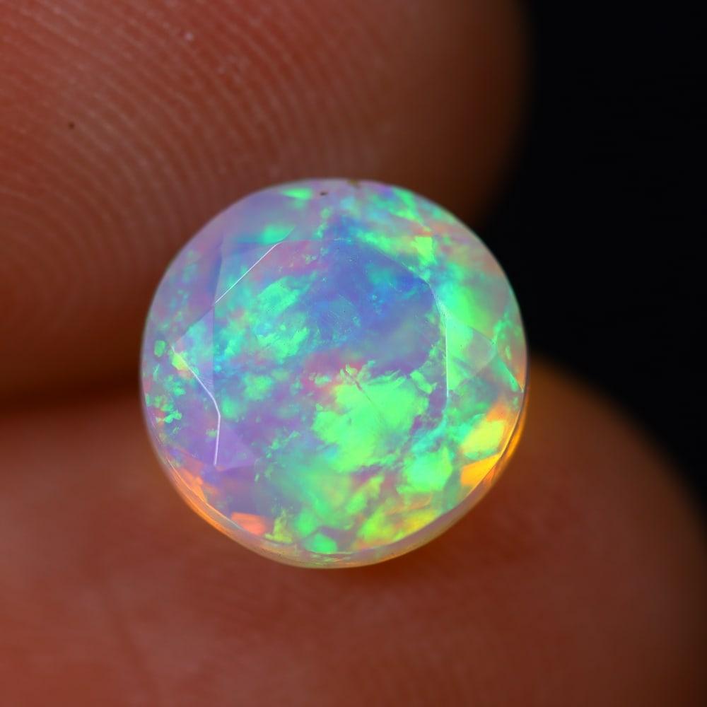 1.90Ct Welo Opal Polished - Ethiopian Opal: Ksmith Jewels Global Welcome to our auction house, today auction brought to you by Ksmith Jewels Global based in Penang, Malaysia specialize in all kinds of opal and color gemstone both in manufacturi