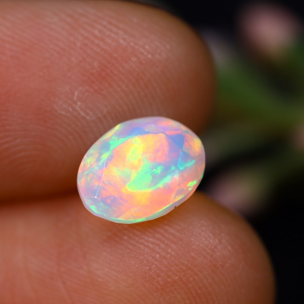 1.54Ct Welo Opal - Ethiopian Opal - Oval Faceted: Ksmith Jewels Global Welcome to our auction house, today auction brought to you by Ksmith Jewels Global based in Penang, Malaysia specialize in all kinds of opal and color gemstone both in manufacturi