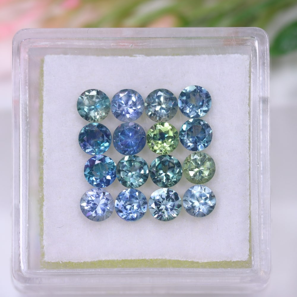 *3.52Ct 16pcs Australian Blue Sapphire Calibrated 3.6mm Set - Polished Faceted: Ksmith Jewels Global Welcome to our auction house, today auction brought to you by Ksmith Jewels Global based in Penang, Malaysia specialize in all kinds of opal and color gemstone both in manufacturi