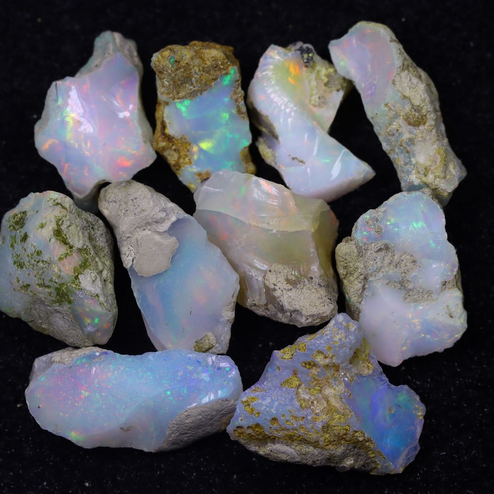 44.1Ct Rough Opal Specimen Lot - Ethiopian Opal - Mineral Rough: Ksmith Jewels Global Welcome to our auction house, today auction brought to you by Ksmith Jewels Global based in Penang, Malaysia specialize in all kinds of opal and color gemstone both in manufacturi