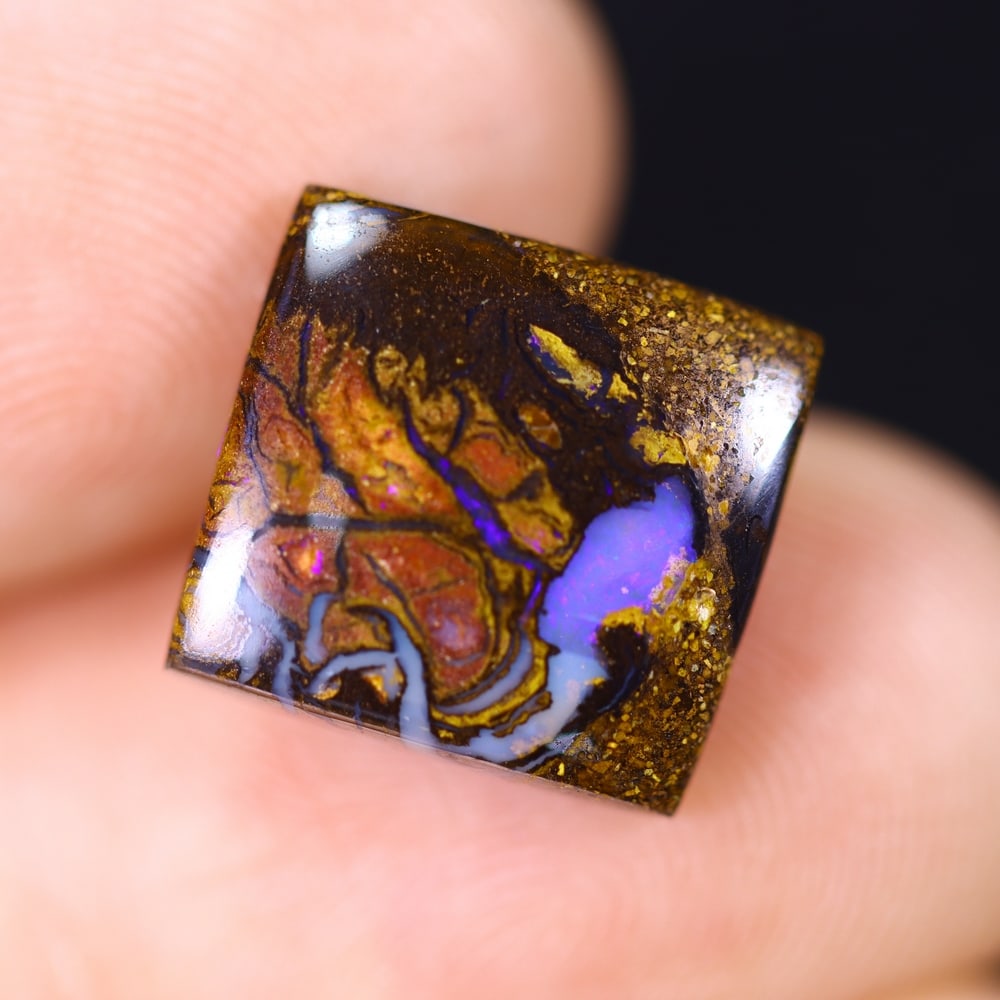 4.83Ct Boulder Opal - Australian Opal: Ksmith Jewels Global Welcome to our auction house, today auction brought to you by Ksmith Jewels Global based in Penang, Malaysia specialize in all kinds of opal and color gemstone both in manufacturi